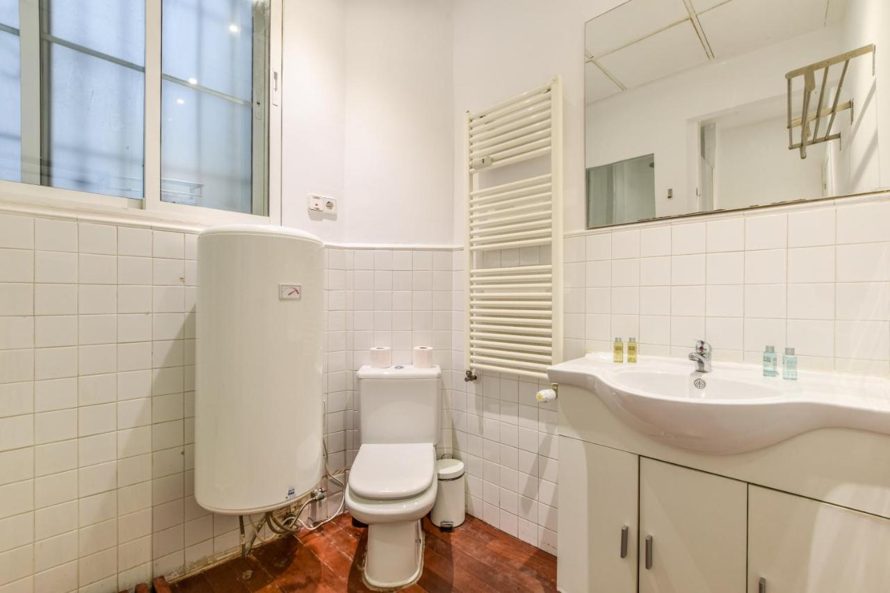 Fuencarral V Apartment Madrid Exterior photo